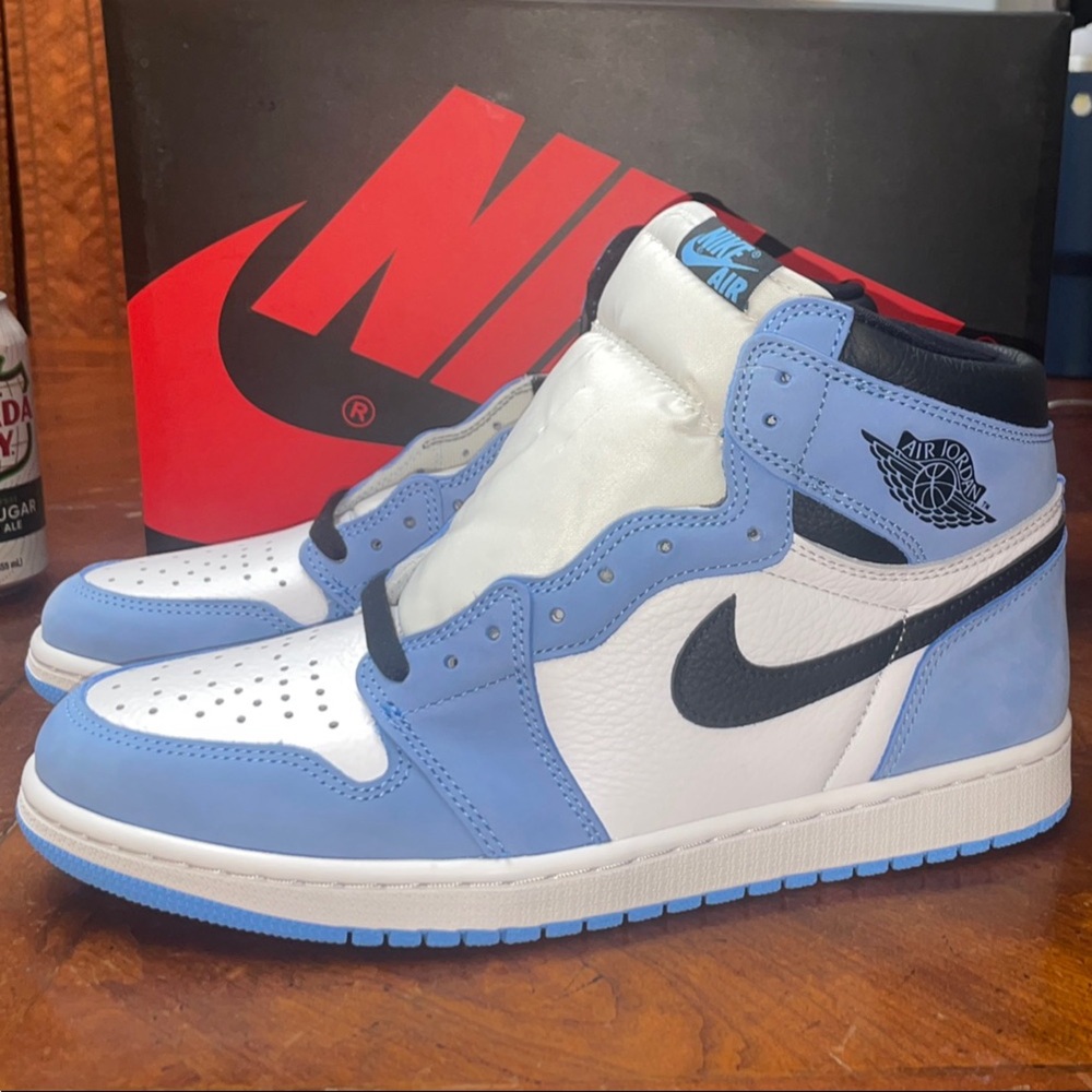 Jordan 1 Retro high OG UNC